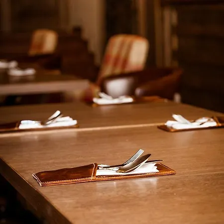Kortina Hotel *